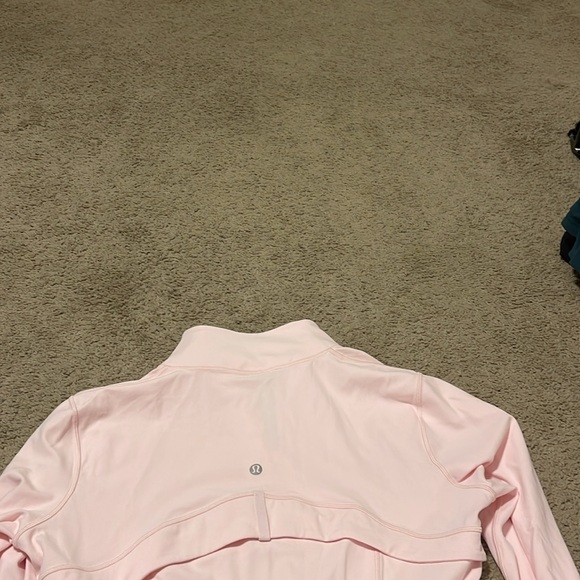 Sold out Lululemon Define Jacket *Nulu Strawberry Milkshake sz 12 Like New - Picture 11 of 11